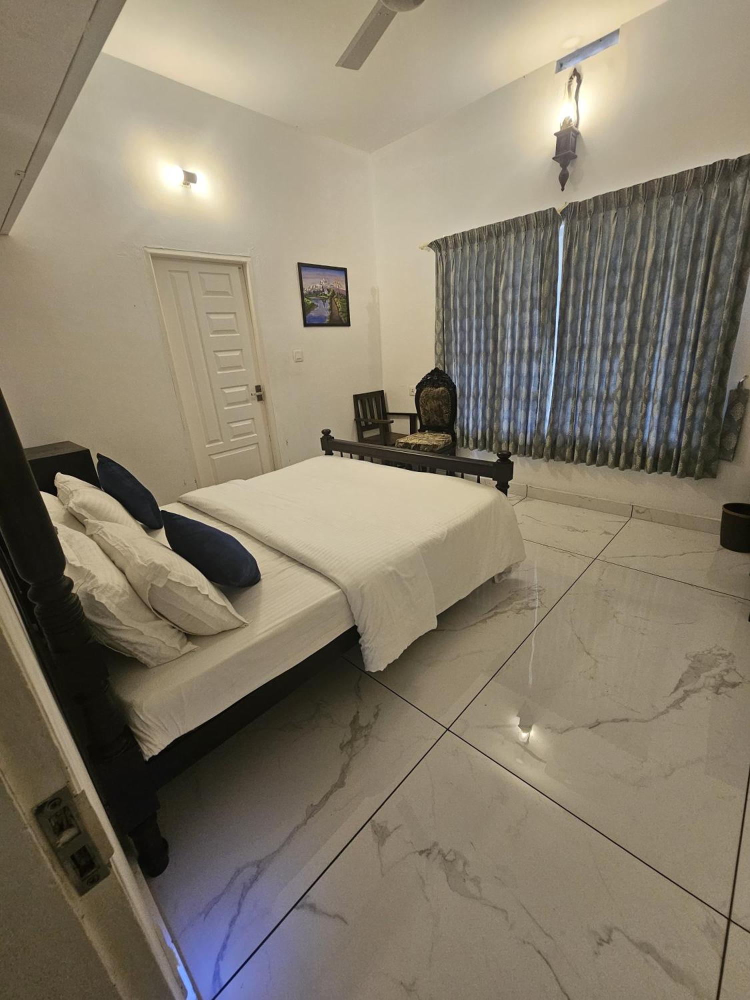 Padikkal Bungalow Vythiri Luaran gambar